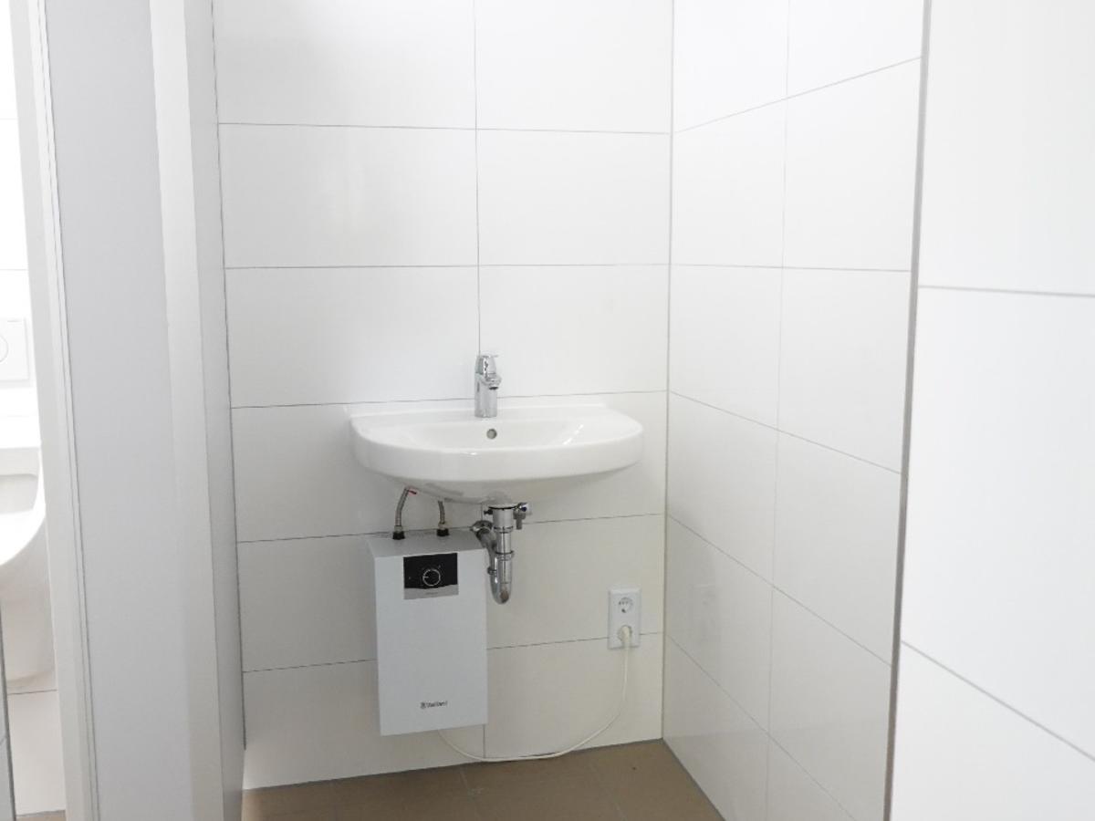 2024 erneuerter WC- Bereich