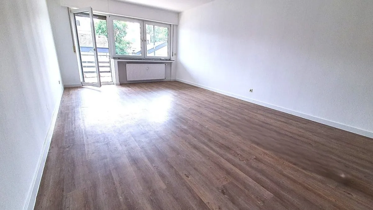 Dasca. 28 m² große Wohn-/Esszimmer