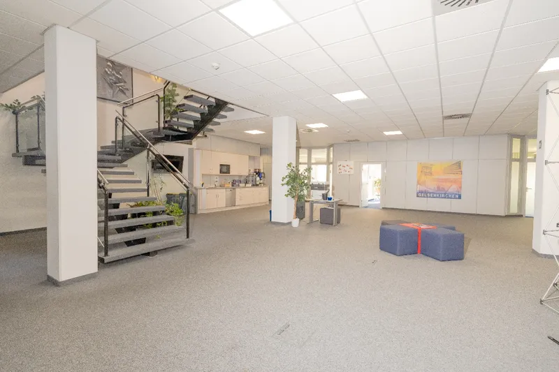 Meeting Point mit Küche re.