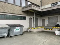 Rampe mit Zugang zum Lager EG