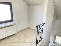 Platz für eine Garderobe im DG