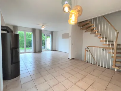 Ca. 32 m² großes Wohn-/ und..