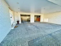 Doppelgarage im Haus UG