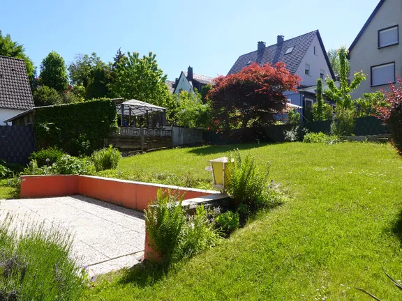 Der schöne Gartenbereich