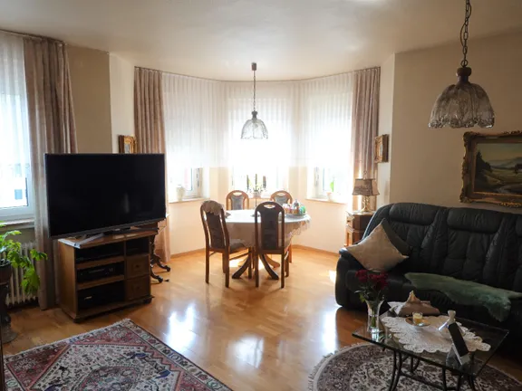 ...Fenstererker im Wohn-/ oder Schlafzimmer