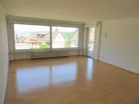 OG. Wohn-Esszimmer mit Balkon
