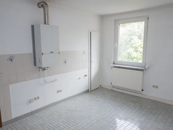Wohnküche mit praktischer Vorratskammer