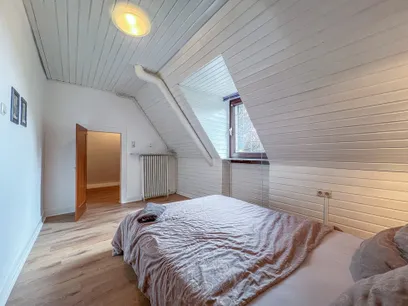 Schlafzimmer DG Wohnung 1
