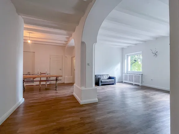 Wohn-  und  Esszimmer Wohnung 2