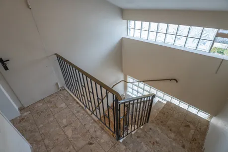 Das gepflegte Treppenhaus