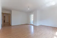  und  Loggiazugang