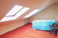 Weiteres Arbeits-/ oder Gästezimmer im DG