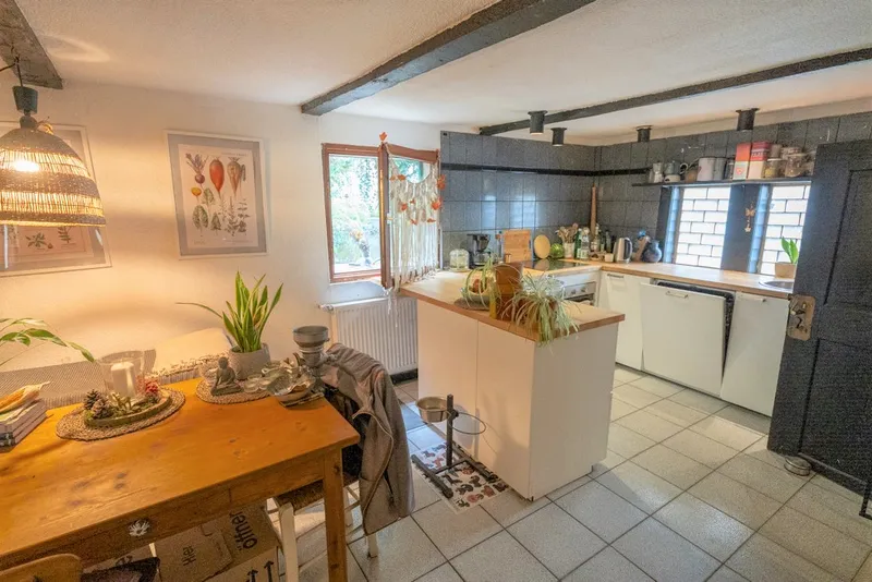 Der offene Küchen-/ Essbereich 