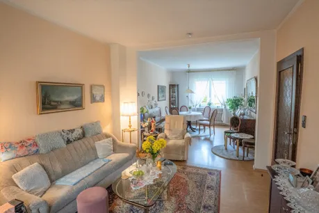 Das offene Wohn-/Esszimmer im EG