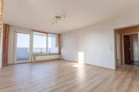 Das Wohnzimmer mit zugang zu Loggia