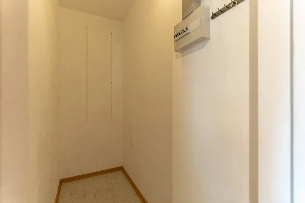 Der praktische Abstellraum in der Diele