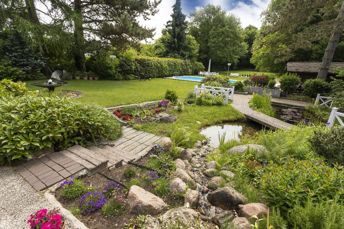 Gärtnerisch angelegtes Grundstück