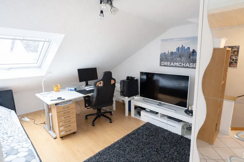 1. Schlafzimmer DG Foto I