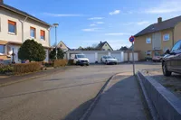 Garage am Ende der Straße