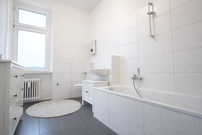 Modernes Tageslichtbad