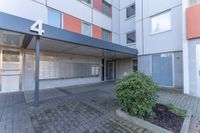 Der gepflegte und überdachte Hauseingang