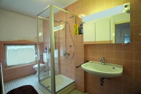 Tageslichtbad im OG (WE 1)