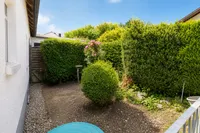 Gartenbereich hinter dem Haus