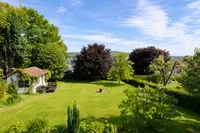 Der großzügige Garten