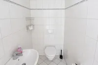 Gäste-WC im Souterrain