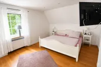 Erstes Schlafzimmer  mit...