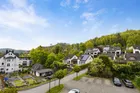 Blick übers Wesselbachtal bis zum Schloss