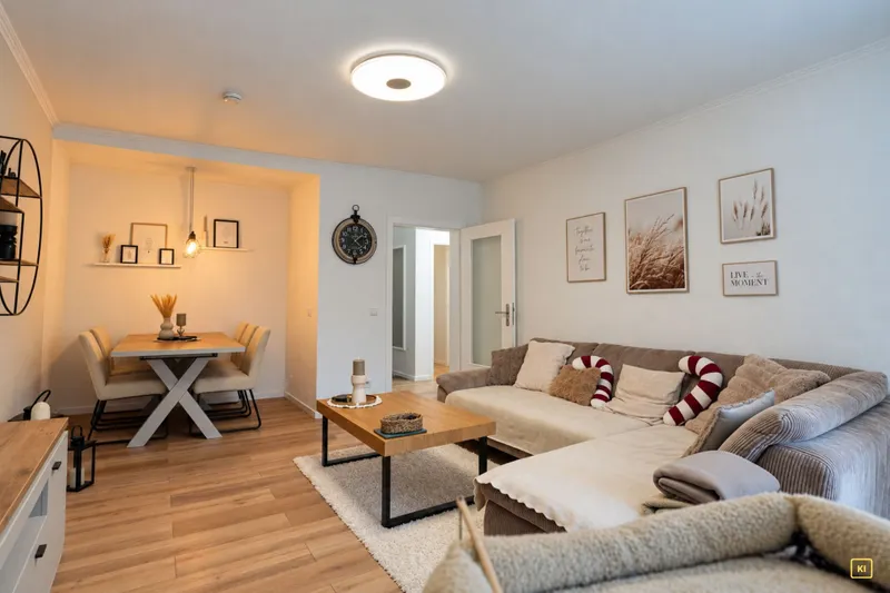 Gepflegte ca. 67m² große 3-Zimmer-Wohnung mit Balkon, Einbauküche und Tageslichtbad - Foto 2