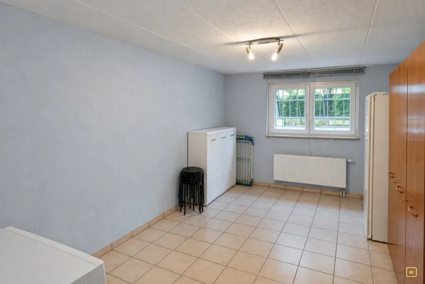 Keller mit...