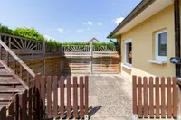 Terrasse vor dem Haus