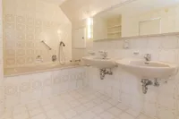 Badezimmer Elternschlafzimmer