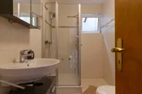Badezimmer EG