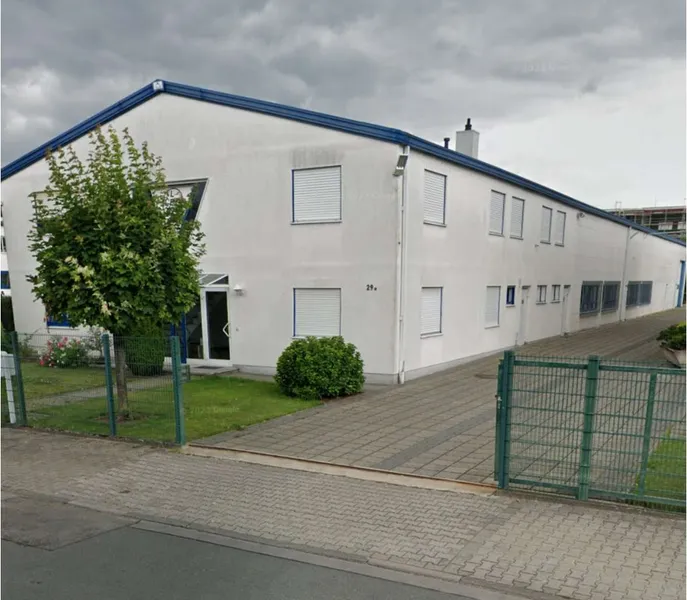 797 m² Lagerfläche + 150 m² Bürofläche im modernen Gewerbepark „Provisionsfrei“ zu vermieten