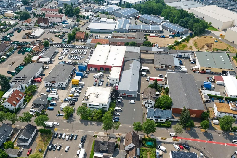 Gewerbeimmobilie mit bonitätstarken Mietern und Wertsteigerungspotenzial zu verkaufen