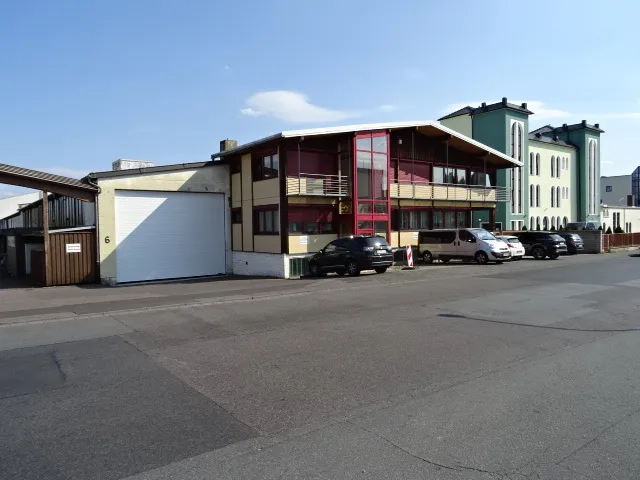 250 m&sup2; B&uuml;rofl&auml;che + 210 m&sup2; Lagerfl&auml;che im „Alleinauftrag“ zu vermieten