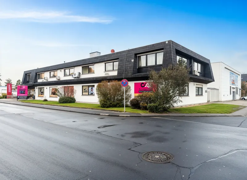 370 m&sup2; B&uuml;rofl&auml;che + 198 m&sup2; Halle + 71 m&sup2; Servicefl&auml;che in Heusenstamm zu vermieten