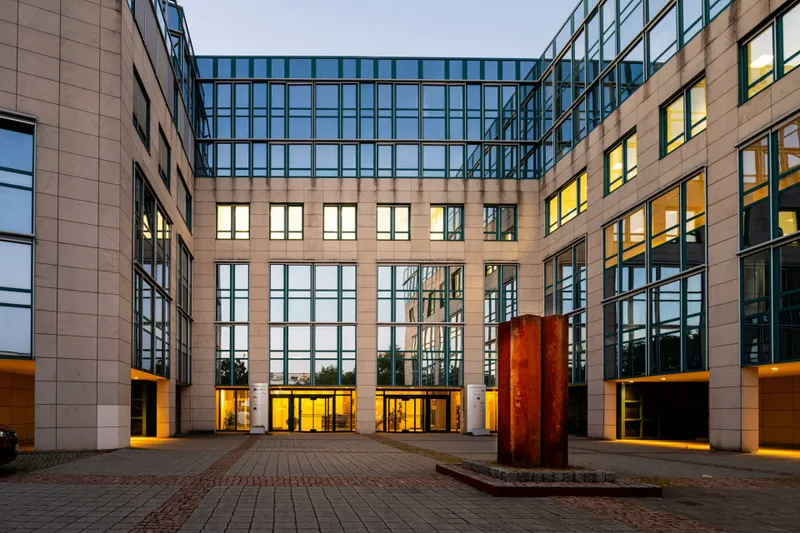 474 m&sup2; Hochwertige B&uuml;rofl&auml;chen „Provisionsfrei“ zu vermieten