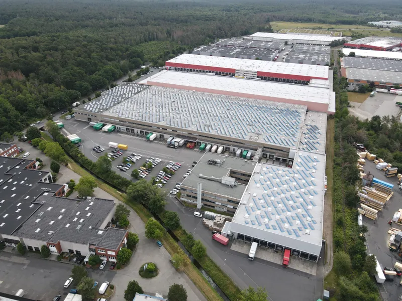 3.356 m&sup2; Logistikfl&auml;che im 1.Obergeschoss mit Rampentor zu vermieten