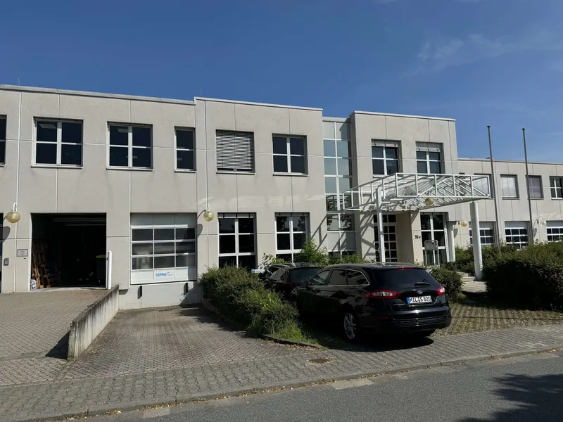 797 m&sup2; Lagerfl&auml;che + 255 m&sup2; B&uuml;rofl&auml;che teilbar im modernen Gewerbepark „Provisionsfrei“ zu vermieten