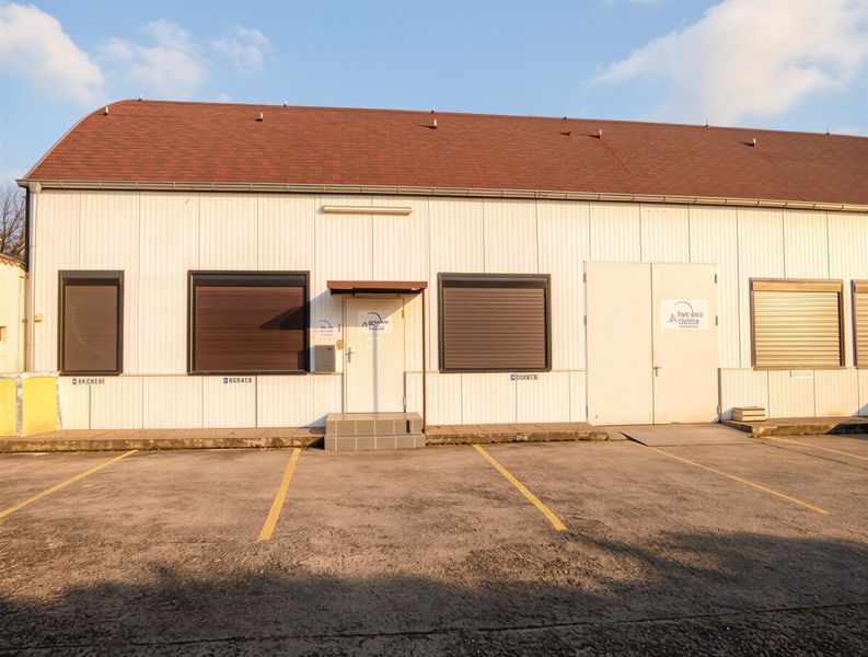 336 m&sup2; Lager und B&uuml;rofl&auml;che in Obertshausen zu vermieten