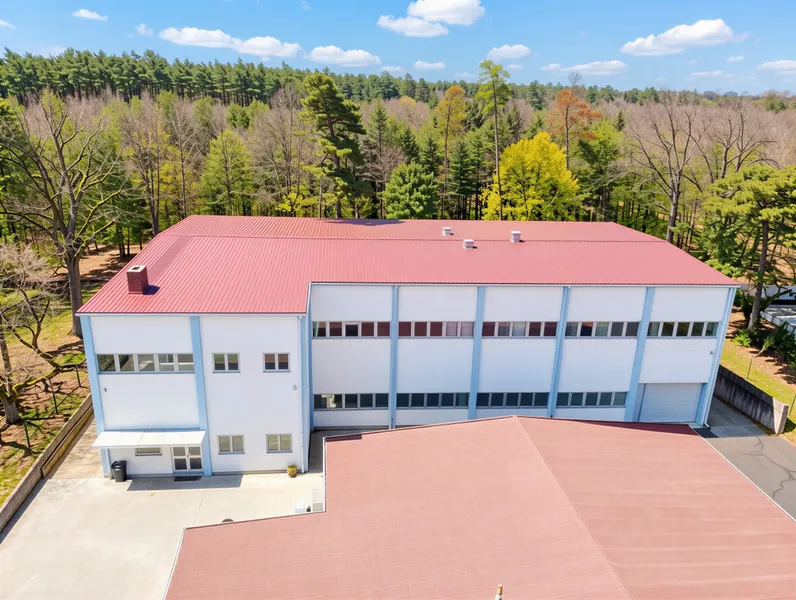 850 m&sup2; Lager-/Produktion-/B&uuml;ro im 1. OG zu vermieten