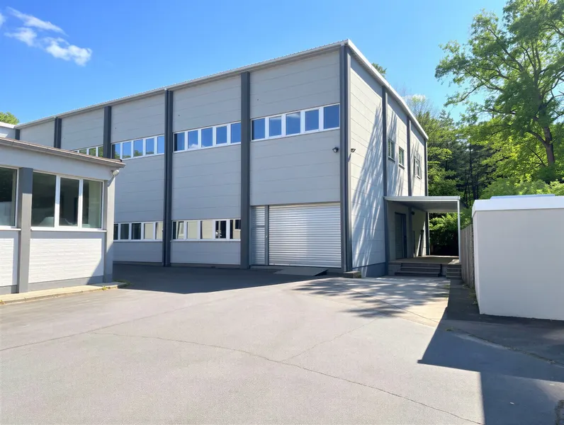 650 m&sup2; Lager-/Produktion+ 200m&sup2; B&uuml;ro in Heusenstamm zu vermieten