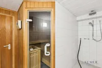 Sauna mit Dusche