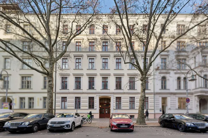 Jetzt neu: Zinshaus/Renditeobjekt zum Kauf in Berlin