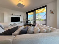 Sitzecke mit Burgenblick