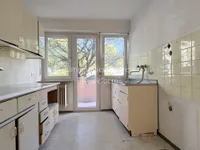 Küche mit Nord-Balkon